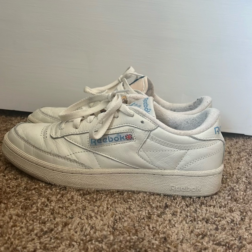 Reebok Sneakers
